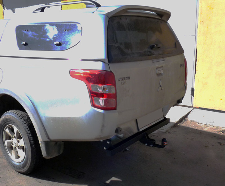 Фаркоп MI 28 - Mitsubishi L-200 (в т.ч. удлин. кузов) / 2006-2014, 2015- / S-120 / kg-2500 / type=A / smart-c=!?