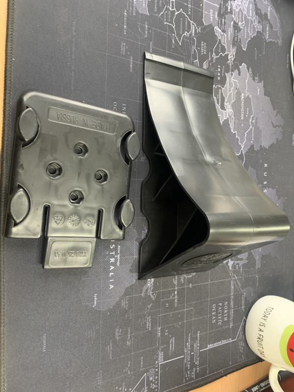 Упор противооткатный (подкатной) с кронштейном G26 Truck Way
