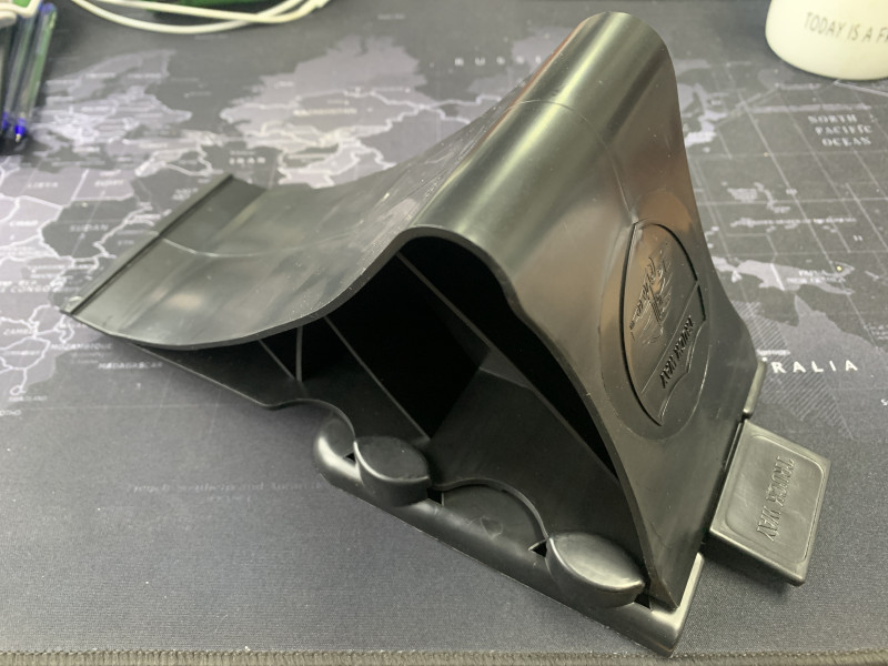 Упор противооткатный (подкатной) с кронштейном G26 Truck Way