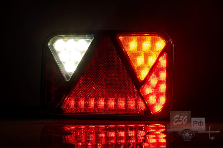 FT-270 P TB COF BAJ5PIN Фонарь задний 6-функций LED правый