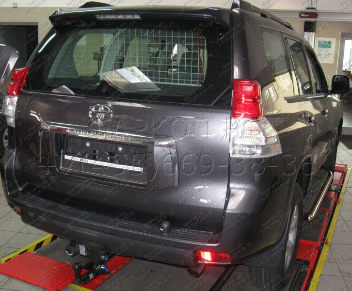 Фаркоп на Toyota Land Cruiser Prado 150 2009-2023, Lexus GX460 2009-2023. Требуется подрезка бампера. Тип шара: AV (вертикальное быстросъемное креплен