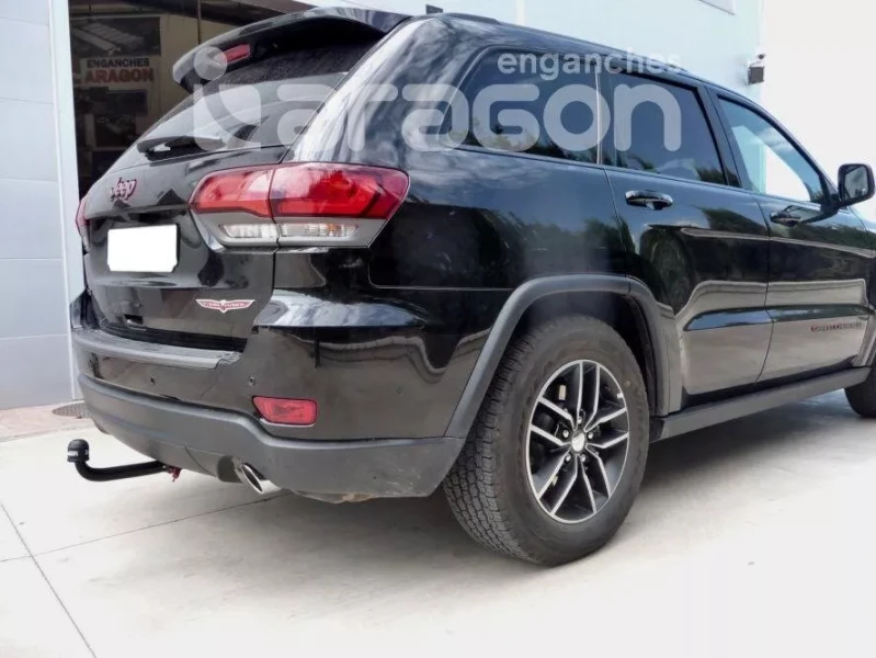 Фаркоп Aragon E2903FA для Jeep Grand Cherokee WK2 рестайлинг с AdBlue 2013-2019