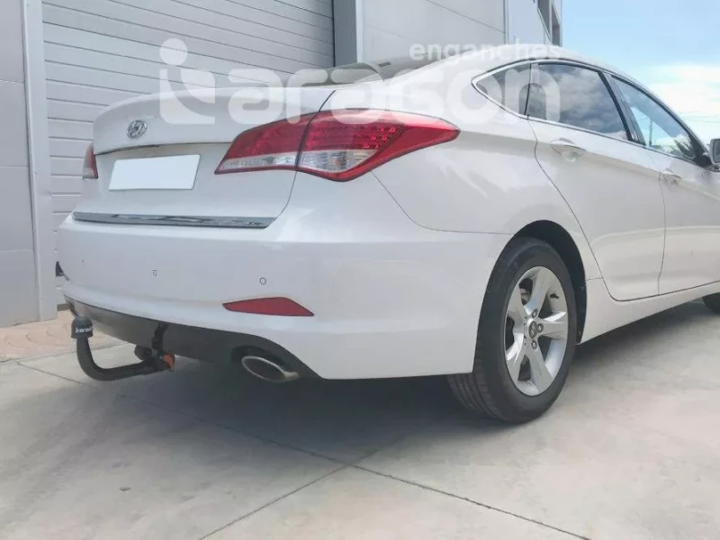 Фаркоп ARAGON на HYUNDAI i40 2011– Арт. E2518AA (седан и Cross универсал)