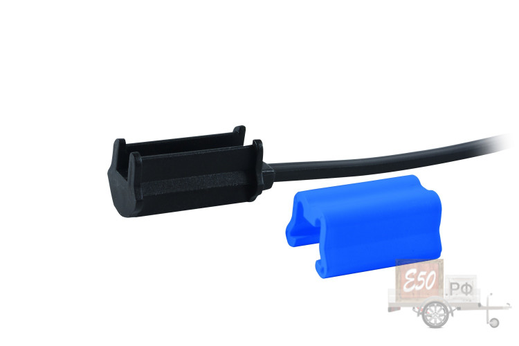 Фонарь подсветки номерного знака LED FT-016 с разъемом QS075
